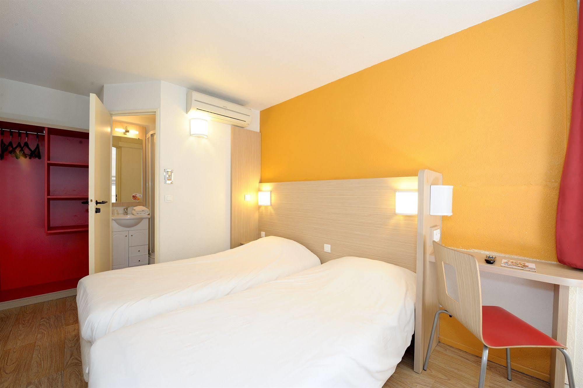 Hotel Kennedy Parc Des Expositions Tarbes Exterior foto